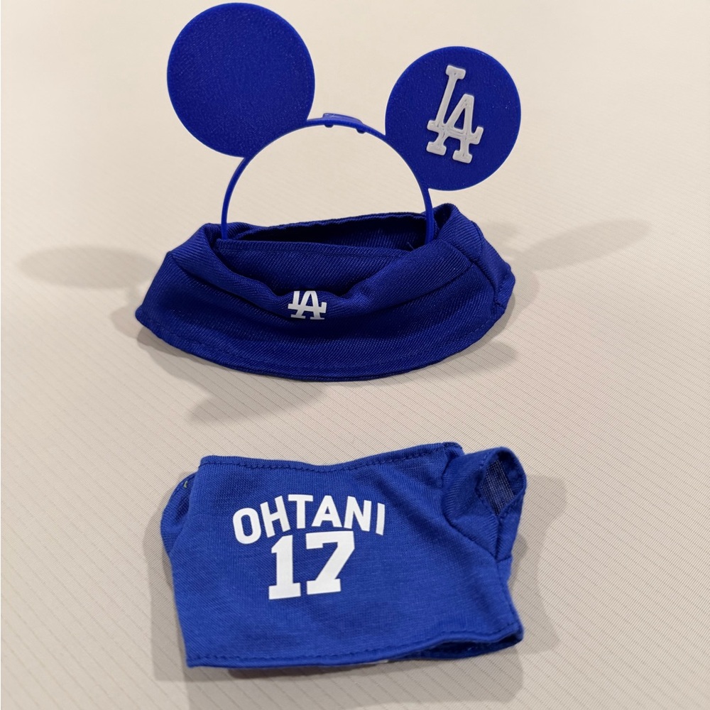 Labubu Outfit Los Angeles Dodgers Blue Mickey Ears & Ohtani #17